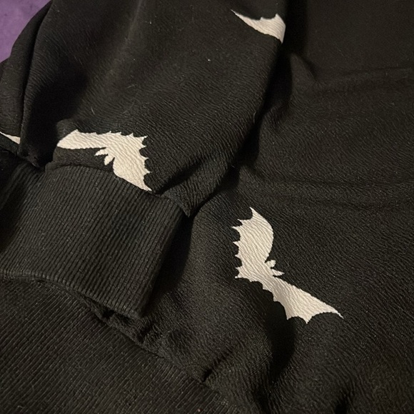 Bat Crew Neck - Picture 4 of 8